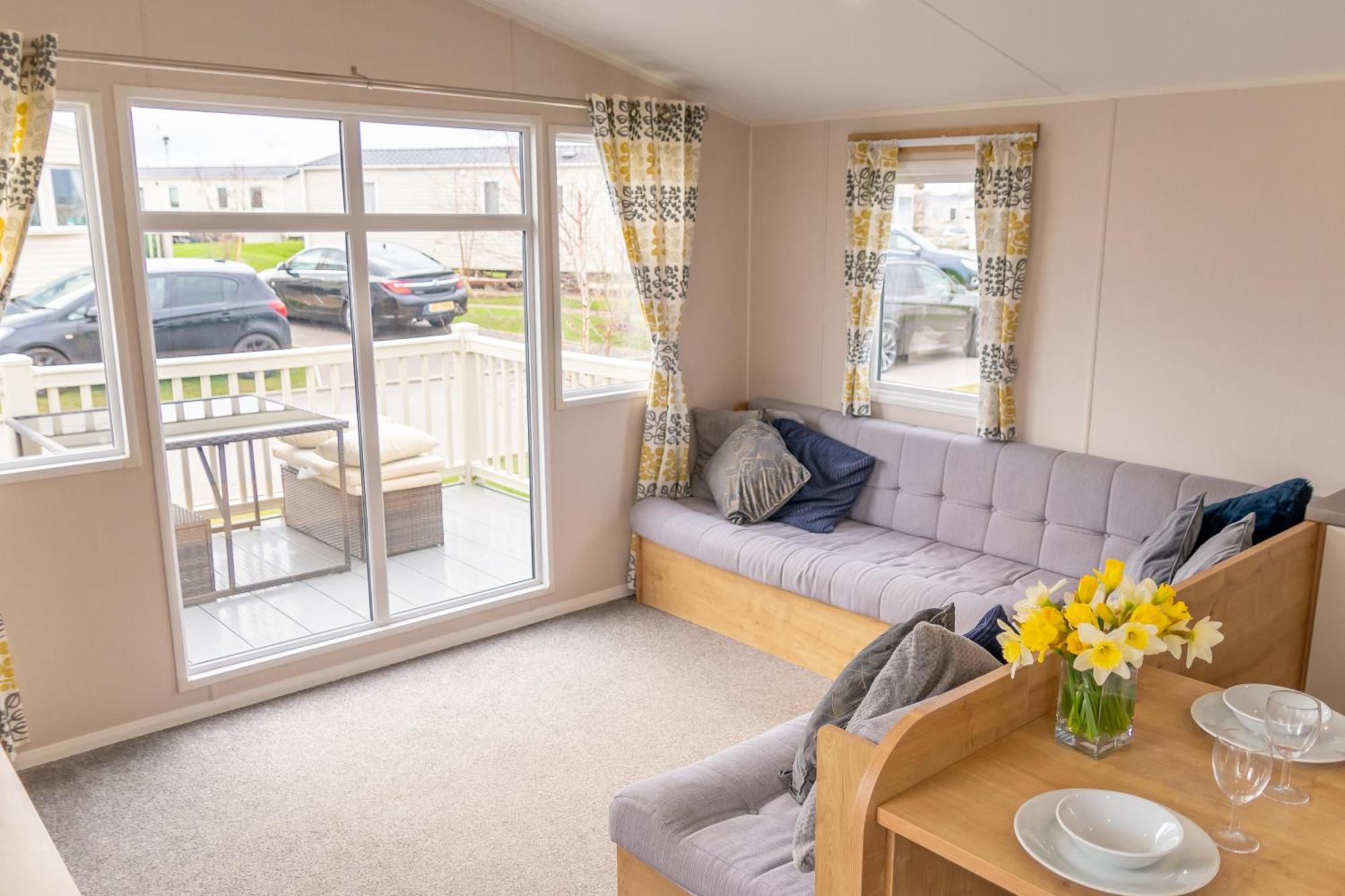 64 Lancaster The Lazy Willow 3 Bedroom Hot Tub Caravan Tattershall Lakes מראה חיצוני תמונה